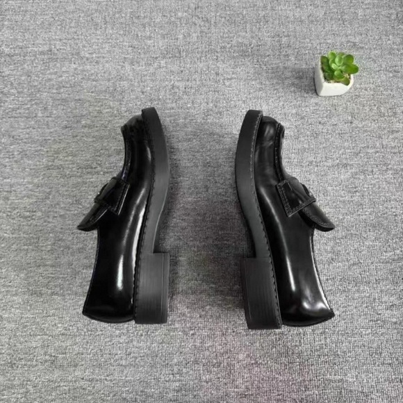 Prada Shiny Black Leather Loafers - Picture 4 of 7